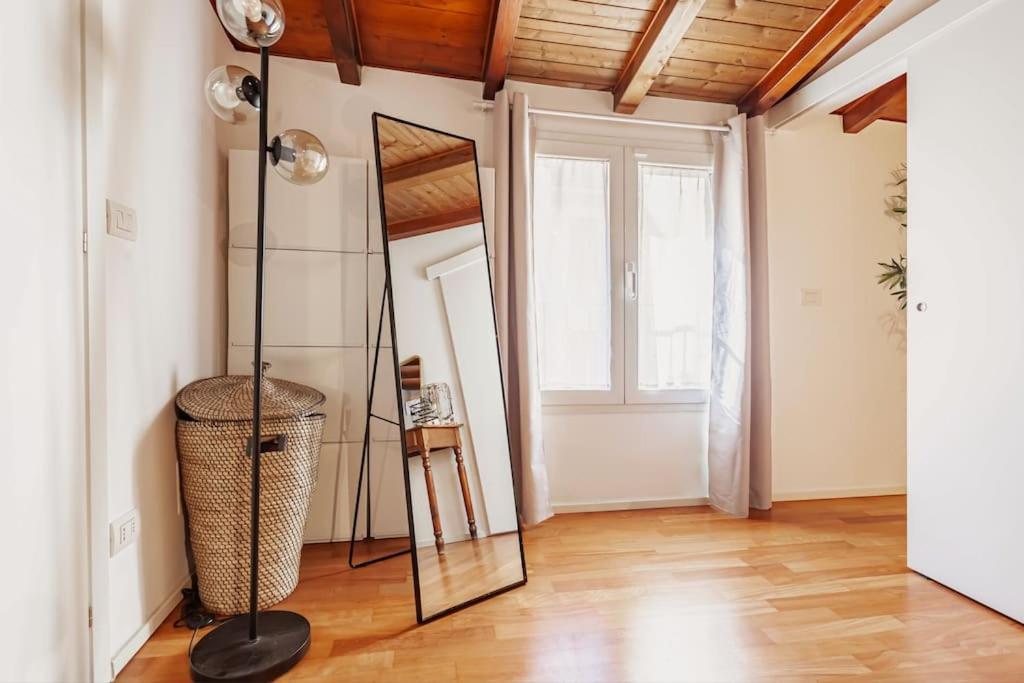 Elegante Loft Su 2 Piani A 5 Minuti Da San Siro Apartment Milan Exterior photo