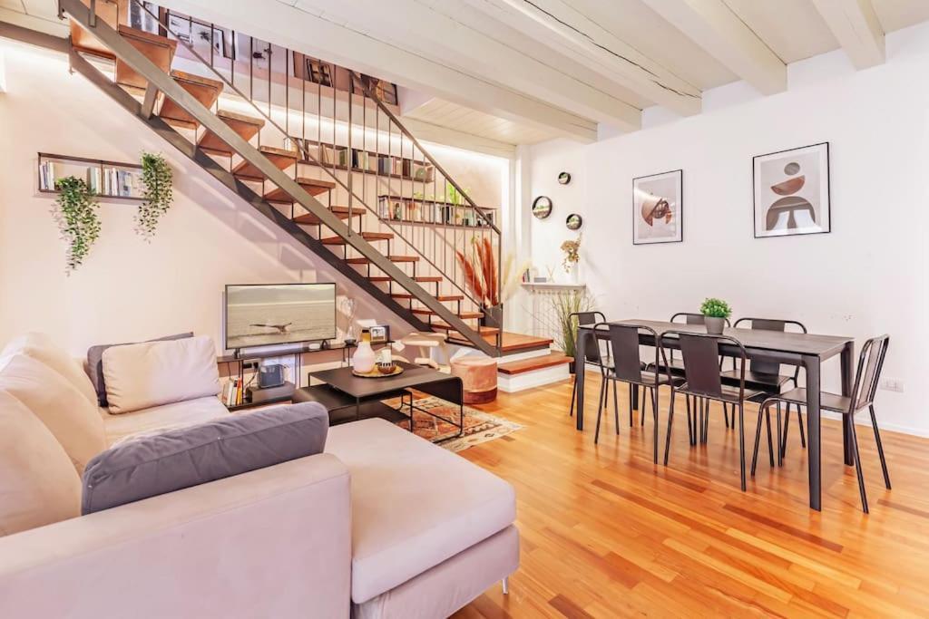 Elegante Loft Su 2 Piani A 5 Minuti Da San Siro Apartment Milan Exterior photo